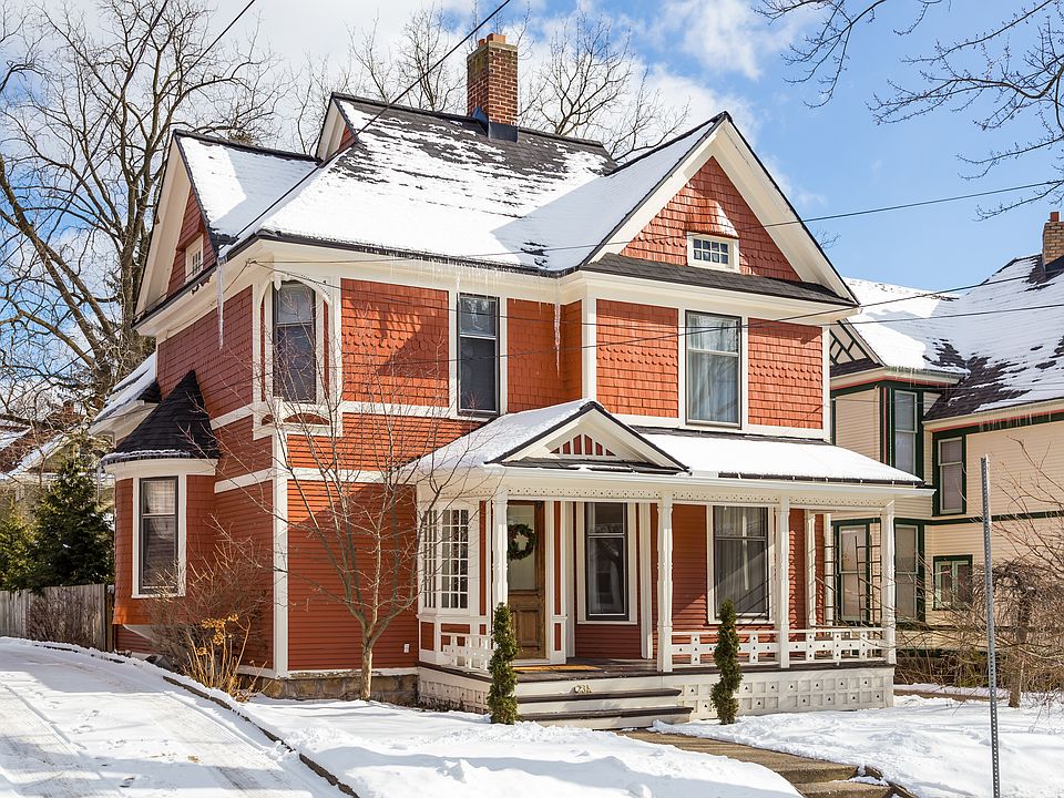 1st image of 234 Charles Ave SE