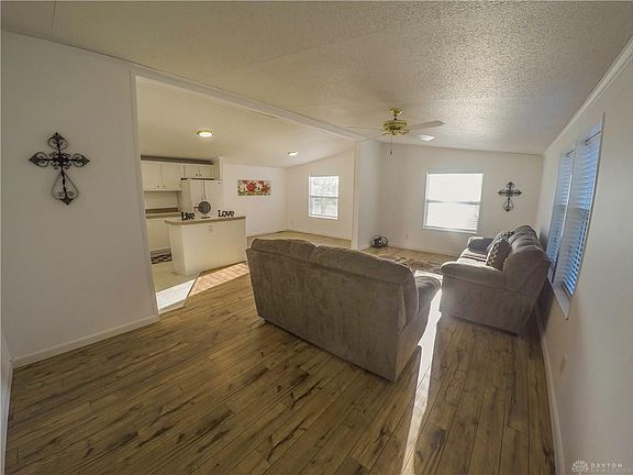 5th image of 5118 Santa Fe Dr