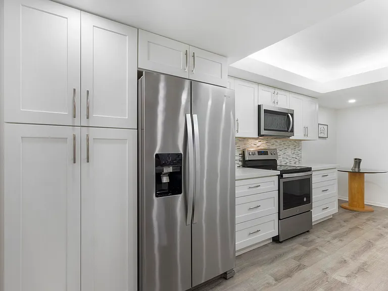 955 Egret Cir #402 — Photo 7