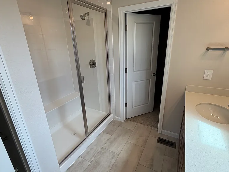 1794 Jennifer St — Photo 18