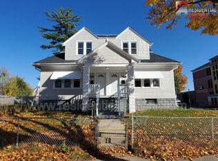 3204 N 24th St, Milwaukee, WI 53206