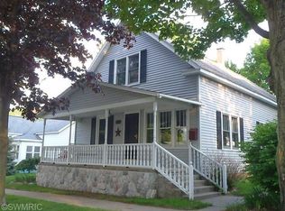 604 5th St, Ludington, MI 49431