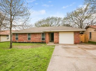 1122 Neptune St, Cedar Hill, TX 75104