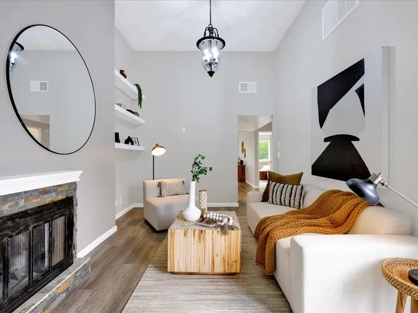 40376 Grimmer Blvd, Fremont, CA 94538