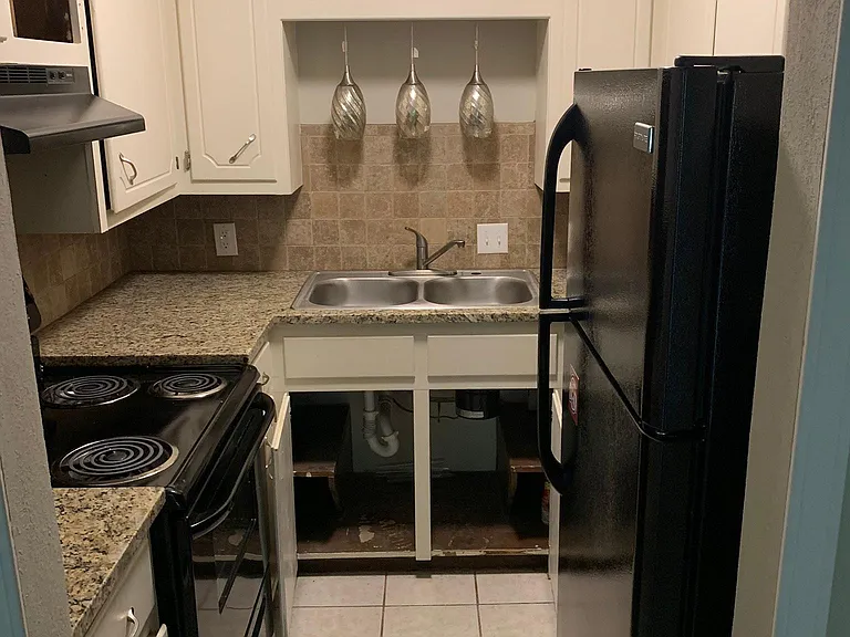 821 Hardy Springs Cir #A — Photo 14