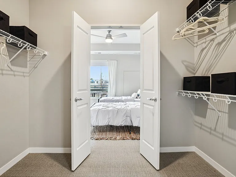 Lyra Apartments — Photo 12
