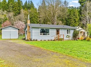 48475 E 1st St, Oakridge, OR 97463