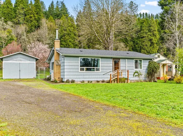 48475 E 1st St, Oakridge, OR 97463