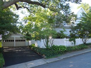 51 Vine St, Winchester, MA 01890