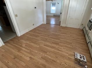 141 N Garfield St #1, Hinckley, IL