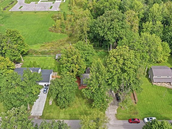 2nd image of 5727 Woodlea Ave