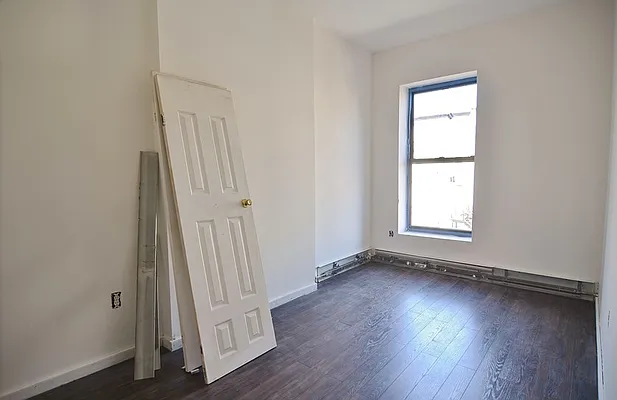 Rented by Park Property Advisors | media 43