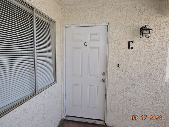 2nd image of 5267 Del Gado Dr APT C