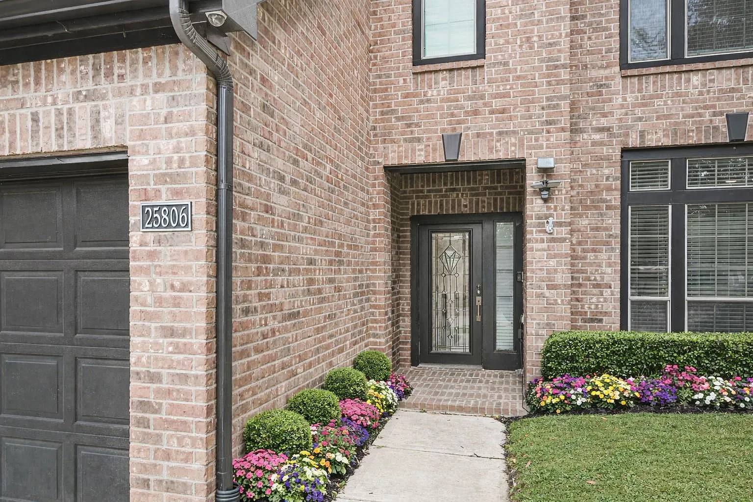 4 bed, 3.5 bath, 2783 sqft, $2,995 — Photo 3
