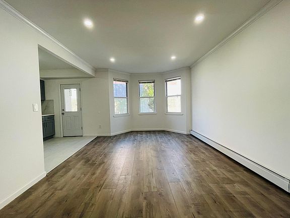 4th image of 64-17 65th Ln Floor 1