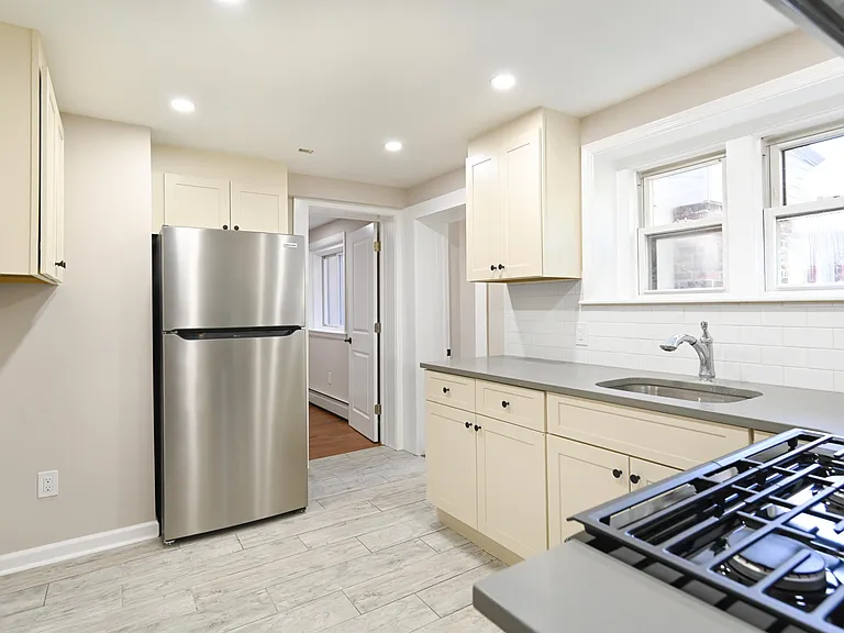 285 Orchard Ter #A2 — Photo 6