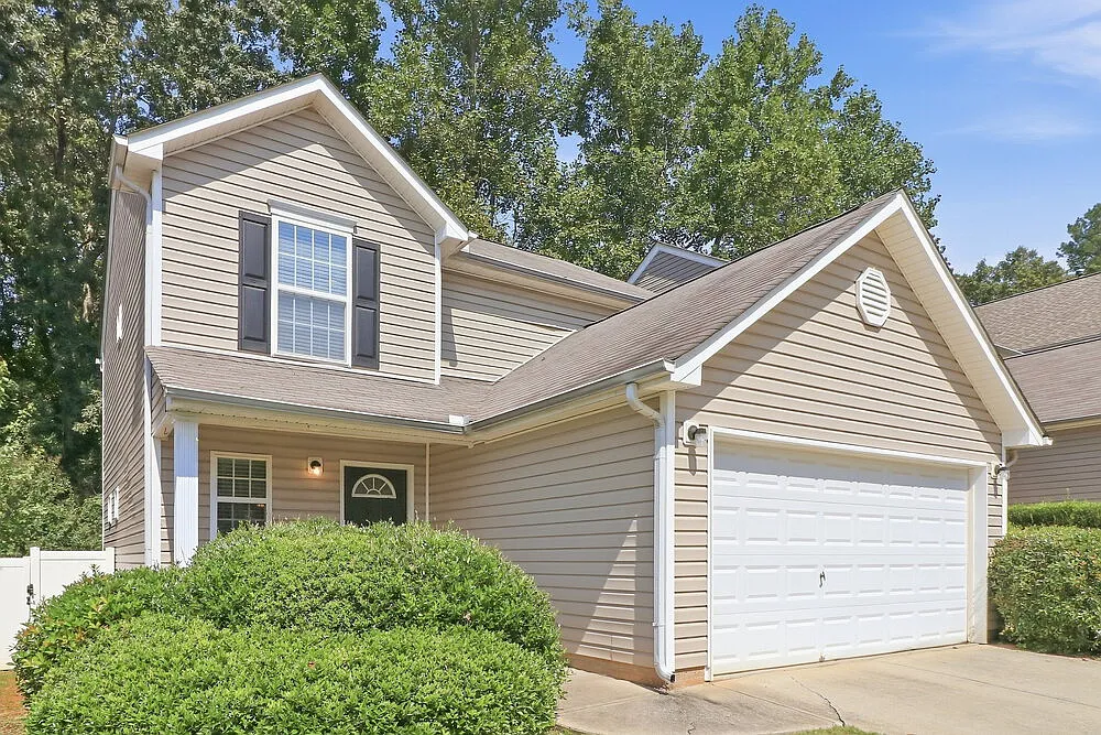 3 bed, 2.5 bath, 1528 sqft, $1,960 — Photo 4