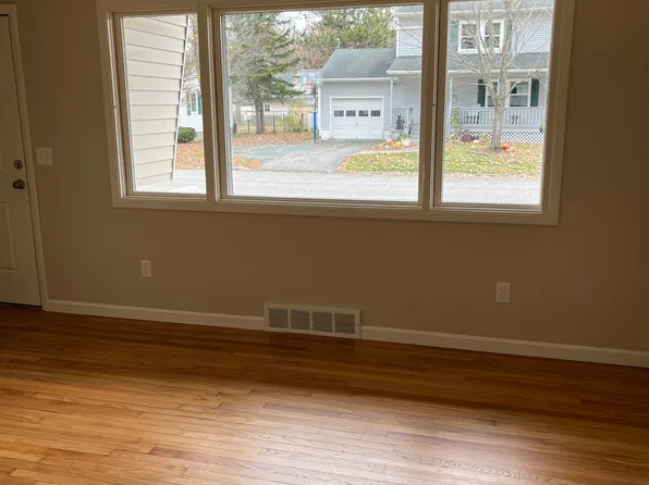 7 Duval St #7, South Burlington, VT 05403