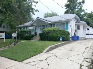 1005 Richmond Rd, Staten Island, NY 10304