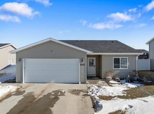 3310 15th St NW, Minot, ND 58703