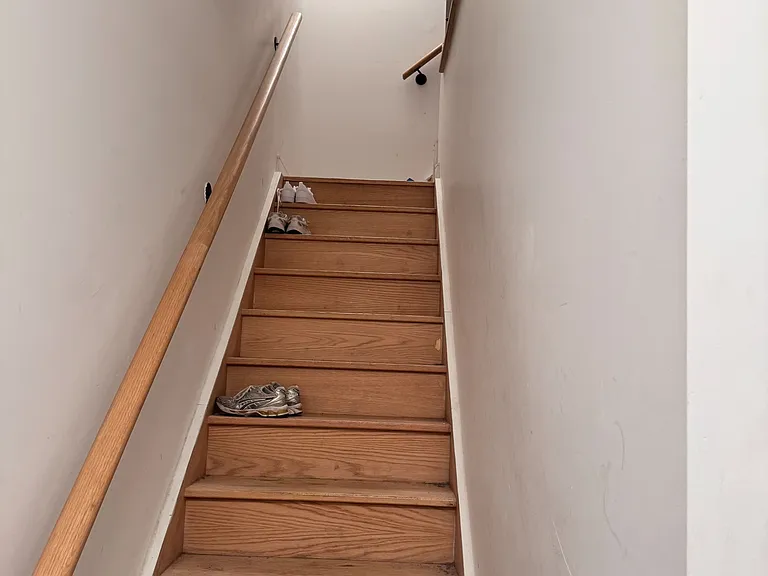 176 Clonmore Dr #4 — Photo 3
