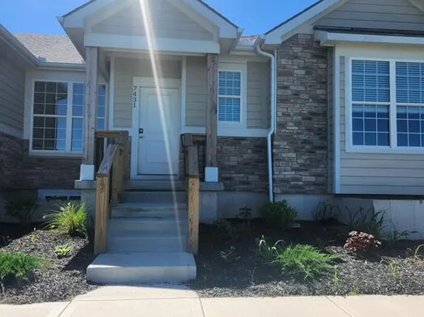 7431 W 158th Ter, Overland Park, KS 66223