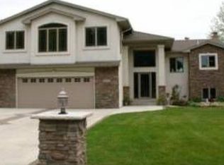 18957 Jewell St NE, East Bethel, MN 55092