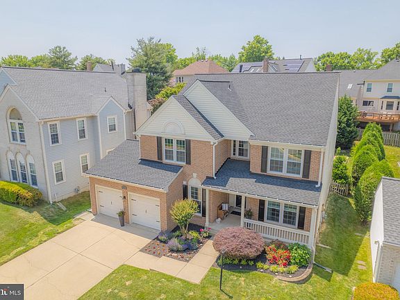 3rd image of 311 Argosy Dr