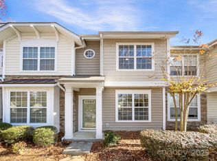1464 Stonedown Ln, Matthews, NC 28104