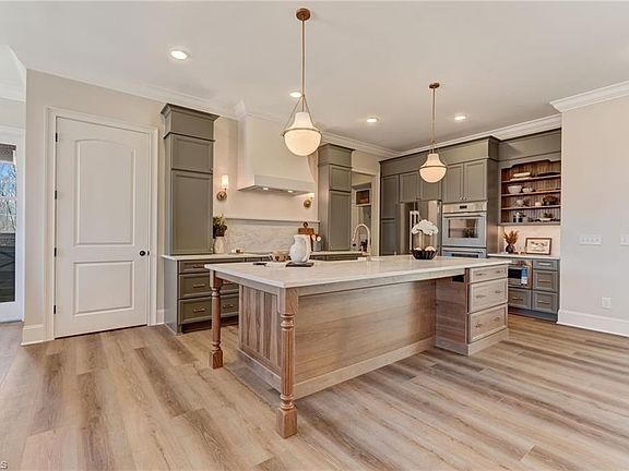 3rd image of 6806 Brennan Way