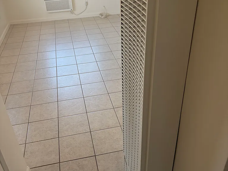 7033 Boulevard Dr #10 — Photo 14