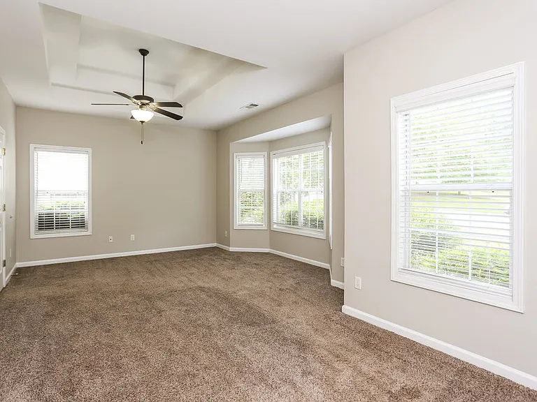 8 Arendt Park Ln — Photo 11