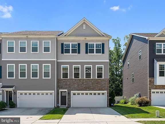 2nd image of 50 Sullivan Way