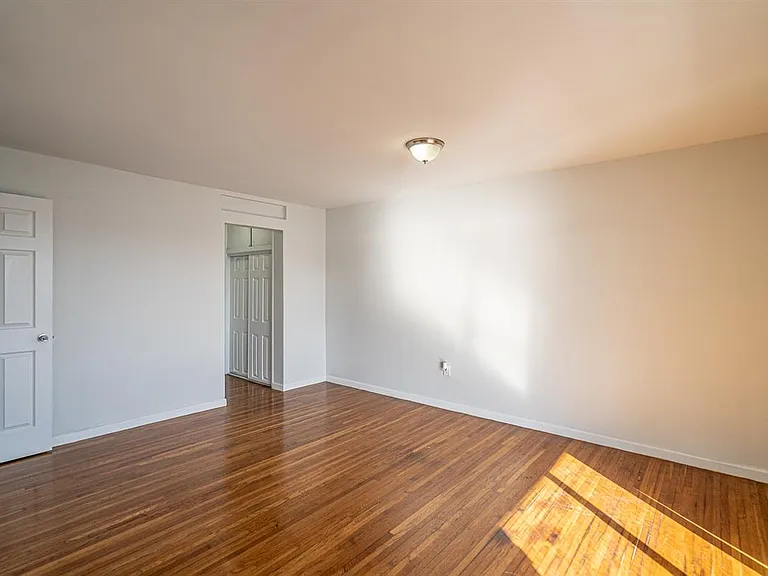 7931 East Dr #405 — Photo 13