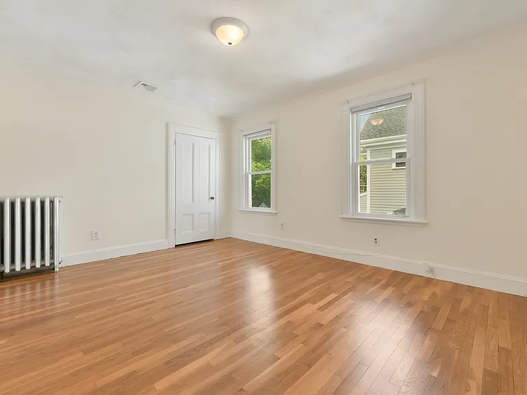 14 Westover St #2 — Photo 16