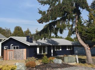 2308 14th St, Anacortes, WA 98221