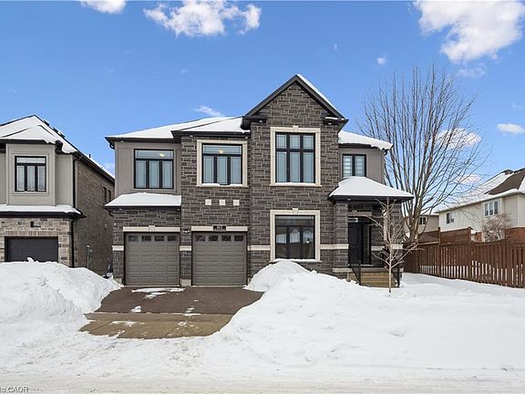 3rd image of 163 Redtail St