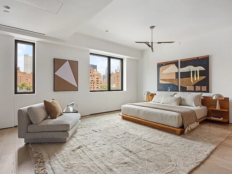 455 W 19th St #PHB — Photo 15