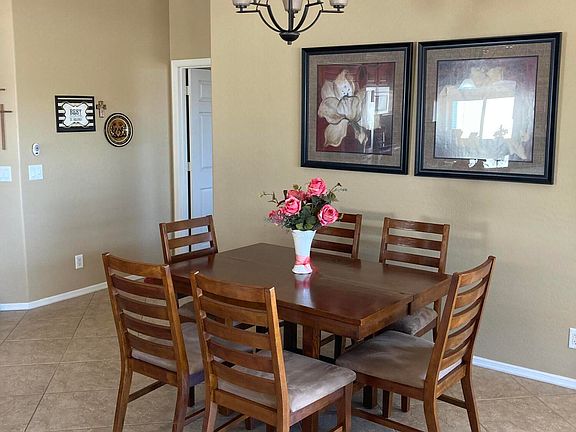 4th image of 2663 S SPRINGWOOD Boulevard #307