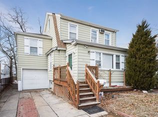 86 Cochran Pl, Valley Stream, NY 11581