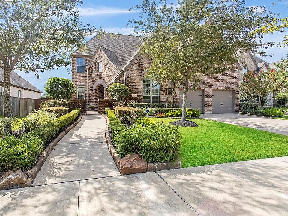 1st image of 7114 Wandering Lake Ln