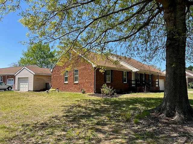533 Tennis Dr — Photo 6