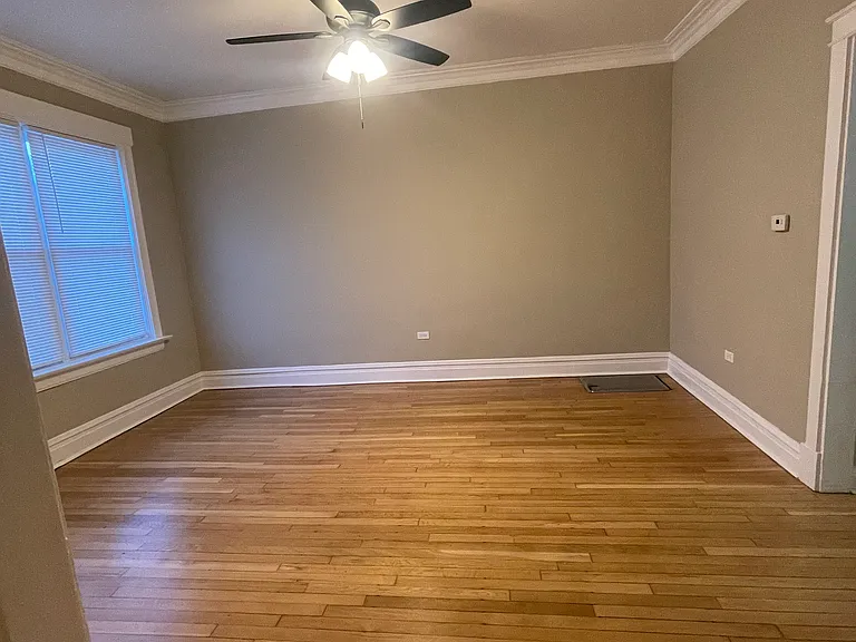 7556 S Langley Ave #1 — Photo 9