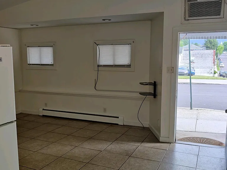 78 W Green St — Photo 11