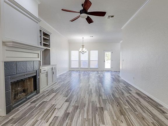 4th image of 621 Katelyn Ln
