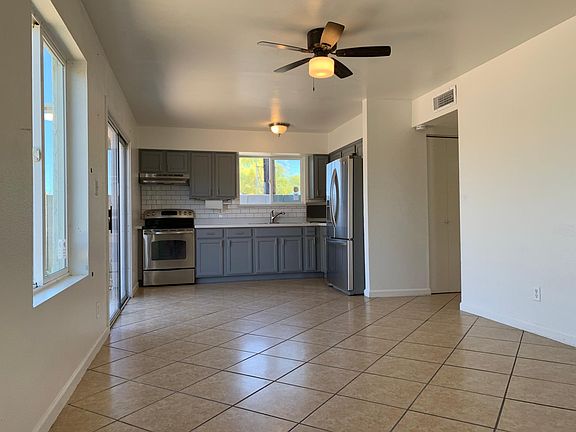 5th image of 2311 W Fairmount Ave APT 1