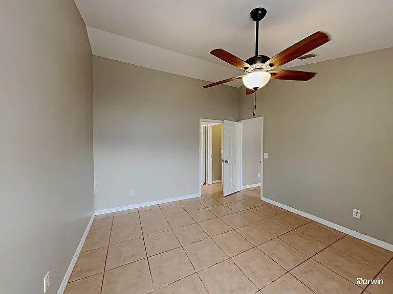5637 Loma Vista Ct — Photo 16
