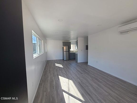 4th image of 6827 Radford Ave #4