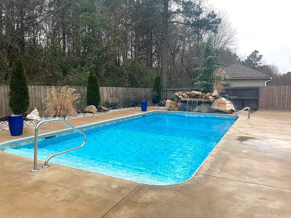2nd image of 231 Bluebell Ct