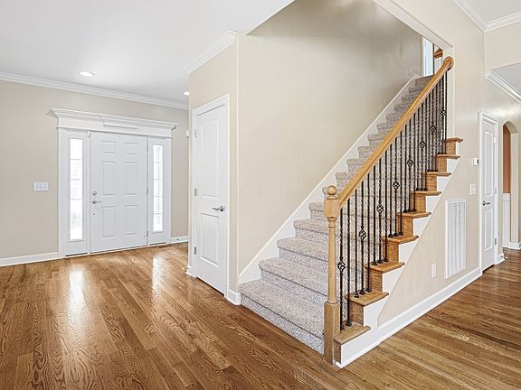 5th image of 414 Tessa Ct